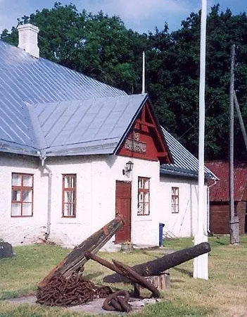 Juniper House In Kassari With Sauna *
